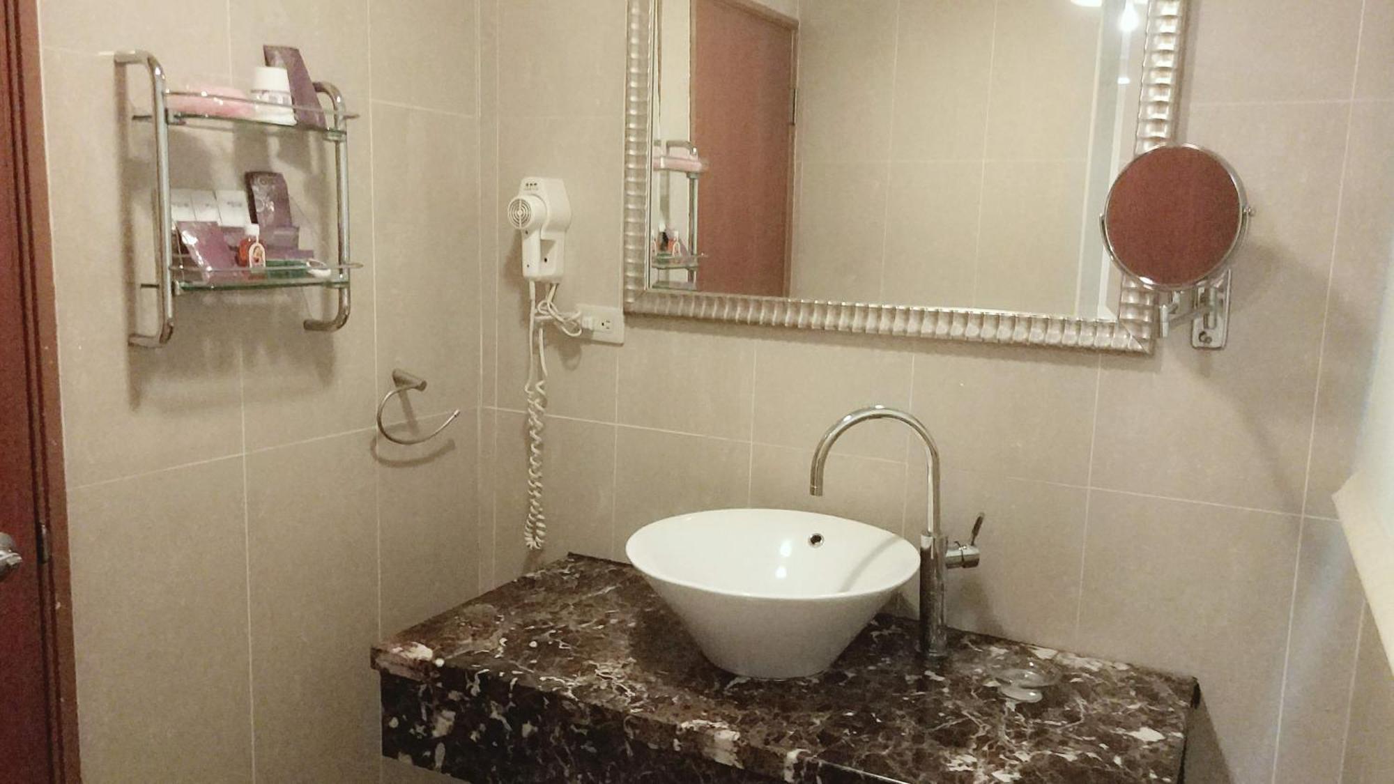 Elegance Hotel Tchaj-pej Exteriér fotografie