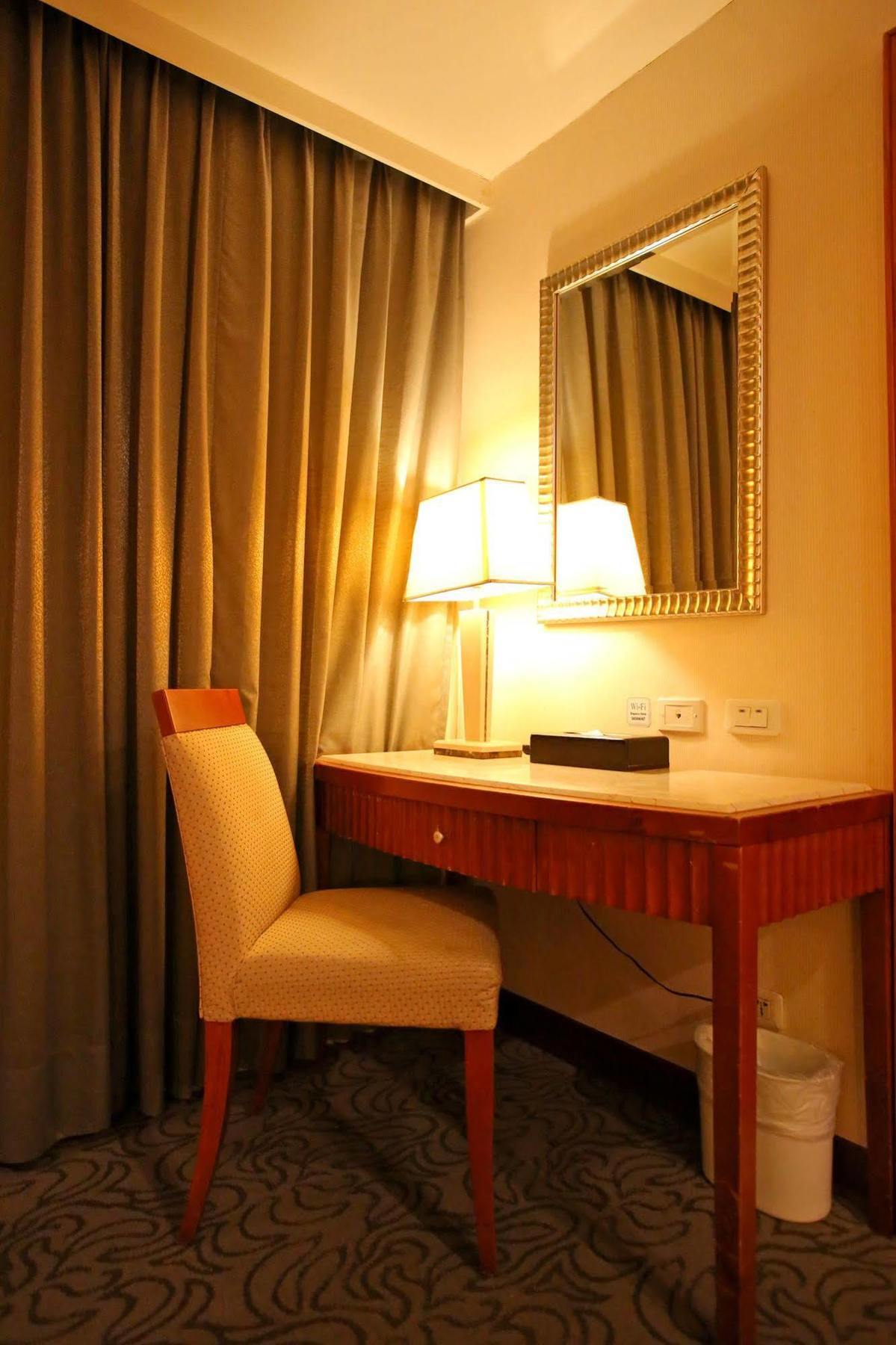 Elegance Hotel Tchaj-pej Exteriér fotografie